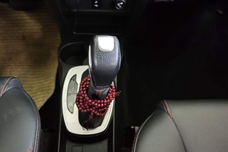 Used Haval H1 2017 Red-Label 1.5L AMT Luxury Model Gear Lever