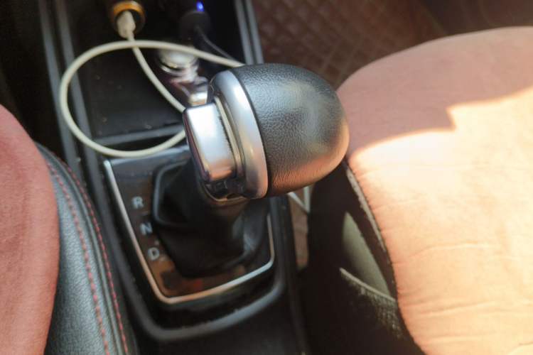 Used Haval H1 2017 Blue Label 1.5L AMT Luxury Model Gear Lever
