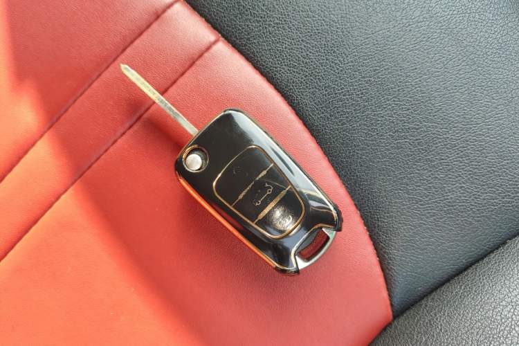 Used Haval H1 2017 Red-Label 1.5L AMT Luxury Model Interior 1