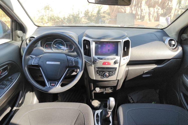 Used Haval H1 2017 Red-Label 1.5L AMT Comfort Model Interior 1
