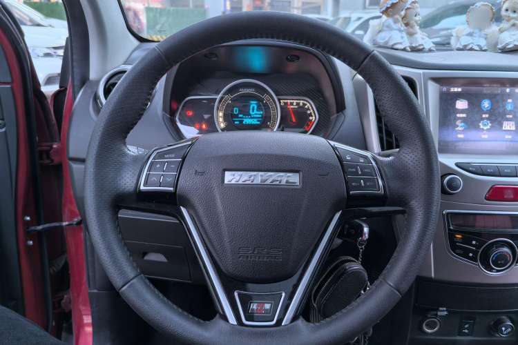 Used Haval H1 2017 Red-Label 1.5L AMT Luxury Model Interior 2