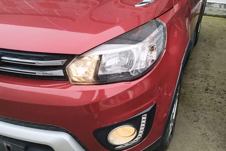 Used Haval H1 2017 Red-Label 1.5L AMT Luxury Model Left Front Headlight