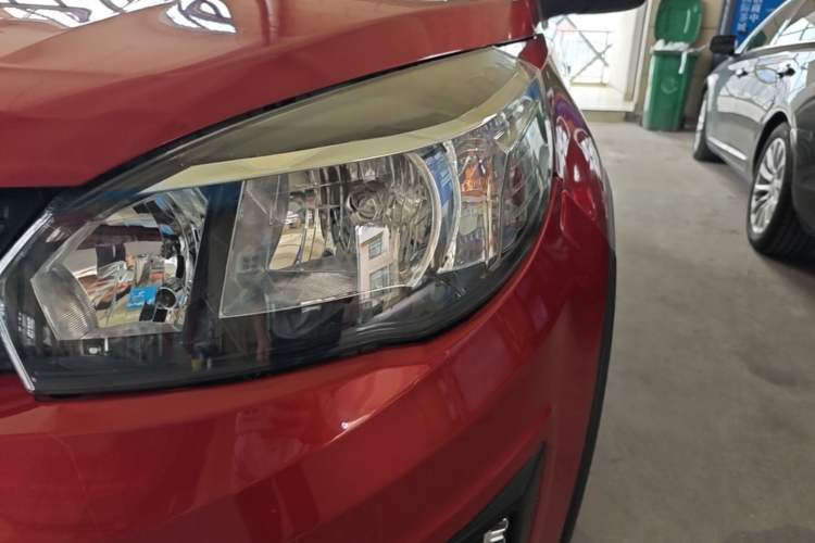 Used Haval H1 2017 Red-Label 1.5L AMT Luxury Model Left Front Headlight
