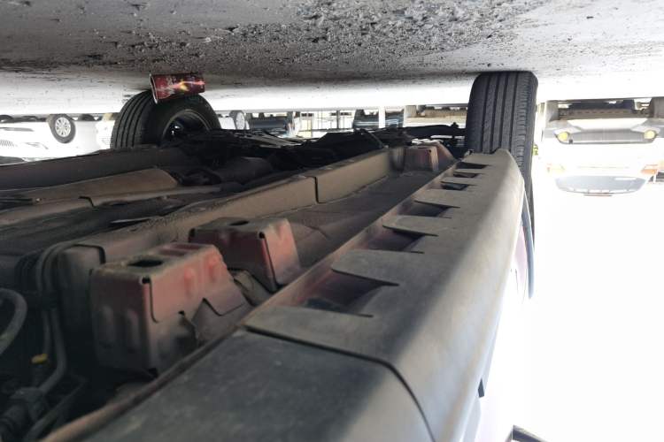 Used Haval H1 2017 Red-Label 1.5L AMT Luxury Model Left Side Sill