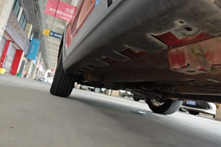 Used Haval H1 2017 Red-Label 1.5L AMT Luxury Model Left Side Sill