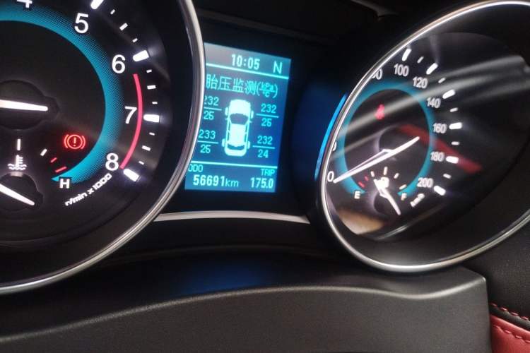 Used Haval H1 2017 Blue-Label 1.5L AMT Luxury Model Odometer Close Up