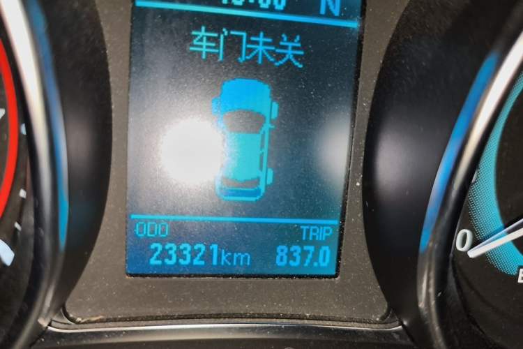Used Haval H1 2017 Blue-Label 1.5L AMT Luxury Model Odometer Close Up