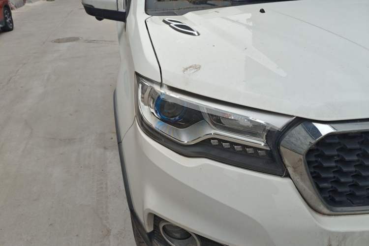 Used Haval H1 2017 Blue-Label 1.5L AMT Luxury Model Right Front Headlight
