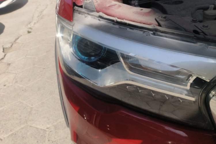 Used Haval H1 2017 Blue Label 1.5L AMT Luxury Model Right Front Headlight