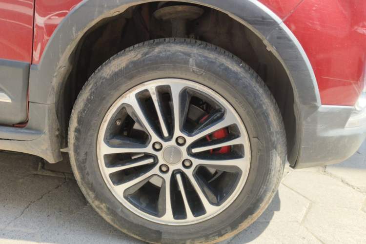 Used Haval H1 2017 Blue Label 1.5L AMT Luxury Model Right Front Wheel Hub