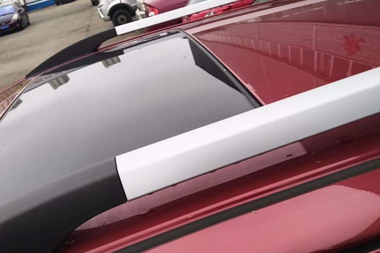 Used Haval H1 2017 Red-Label 1.5L AMT Luxury Model Roof