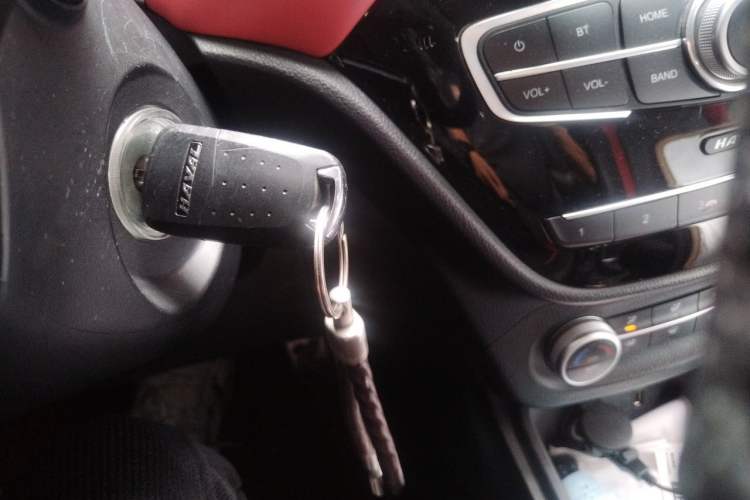 Used Haval H1 2017 Blue-Label 1.5L AMT Luxury Model Vehicle Key