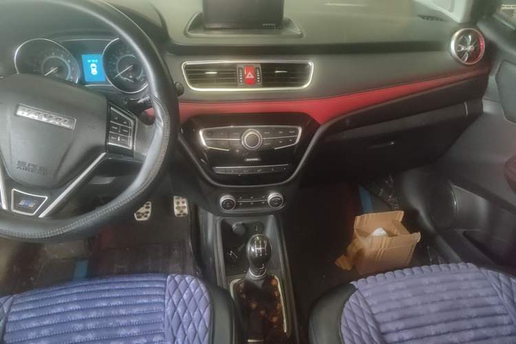 Used Haval H1 2017 Blue Label 1.5L Manual Luxury Model Audio And AC Panel