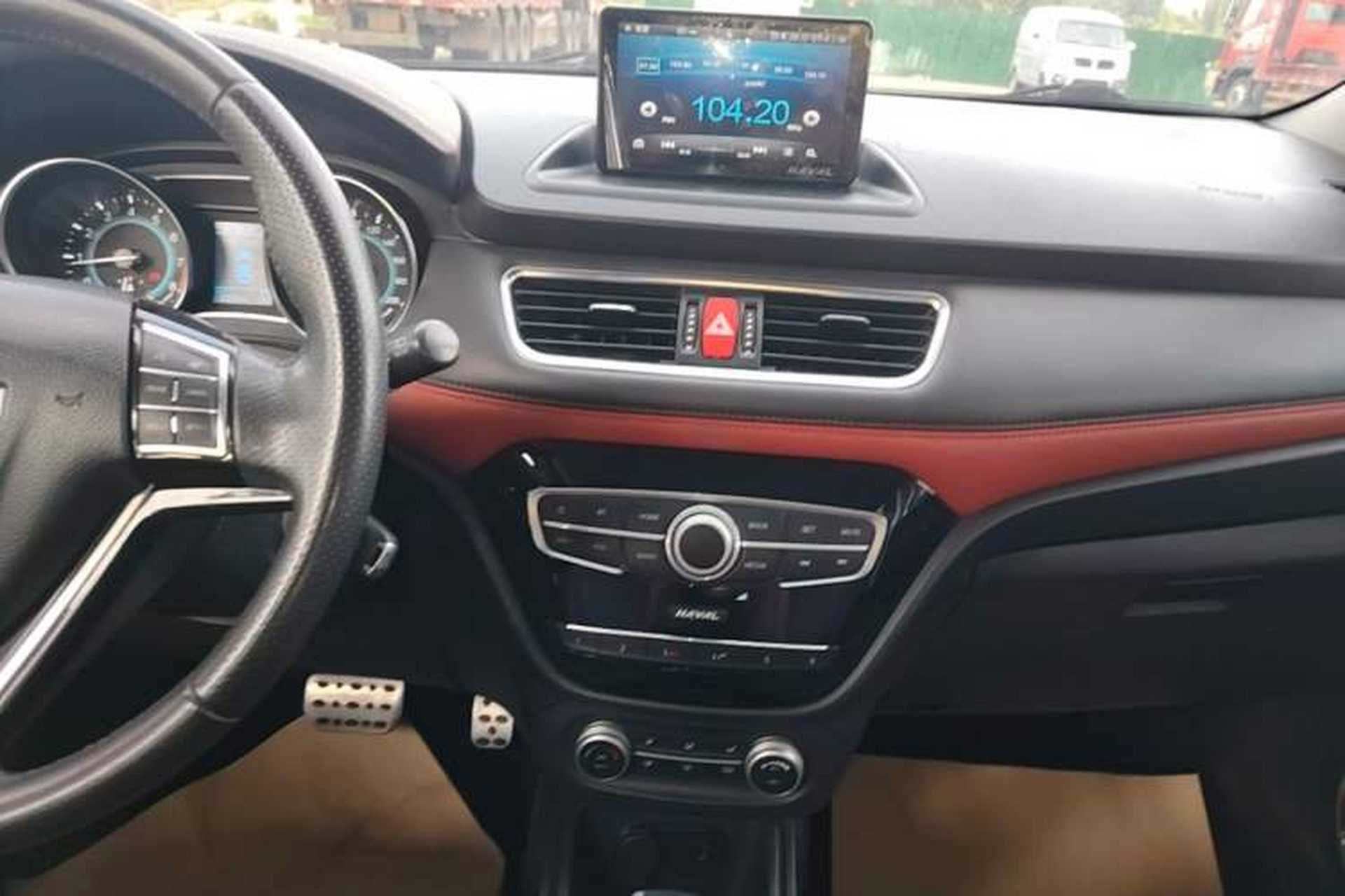 Used Haval H1 2017 Blue-Label 1.5L AMT Luxury Model Audio And AC Panel