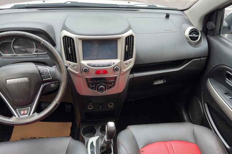 Used Haval H1 2017 Red-Label 1.5L AMT Luxury Model Center Console