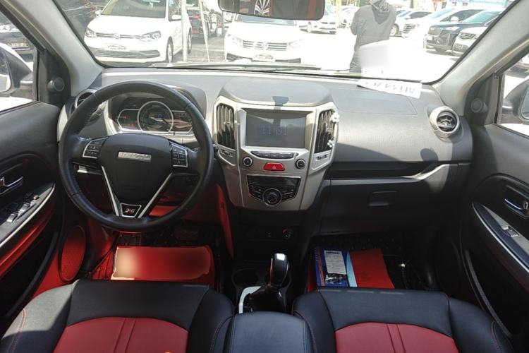 Used Haval H1 2017 Red-Label 1.5L AMT Luxury Model Center Console