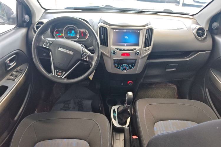 Used Haval H1 2017 Red-Label 1.5L AMT Comfort Model Center Console