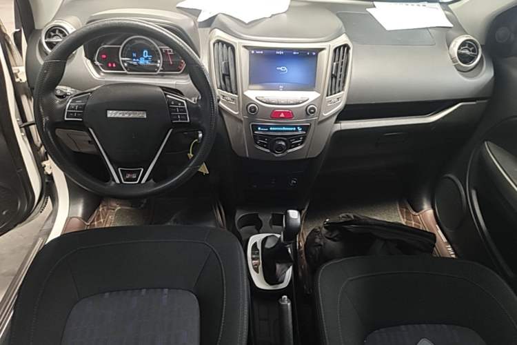 Used Haval H1 2017 Red-Label 1.5L AMT Comfort Model Center Console