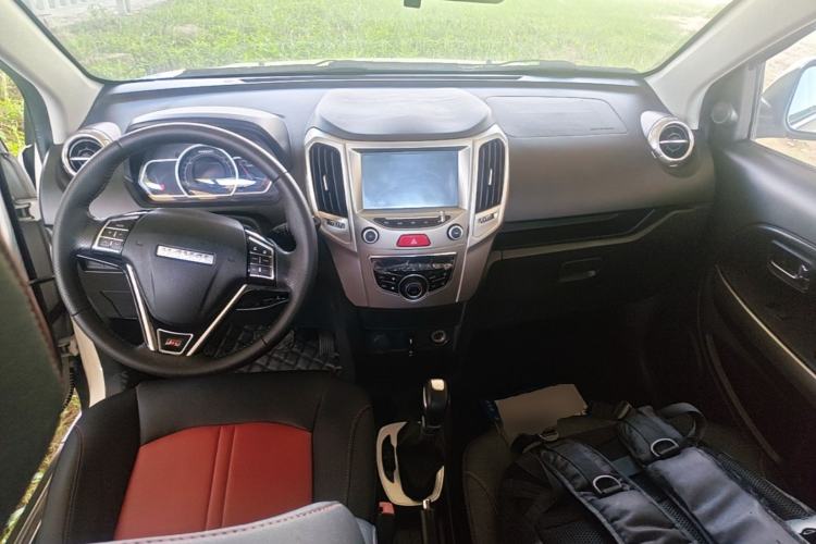 Used Haval H1 2017 Red-Label 1.5L AMT Luxury Model Center Console