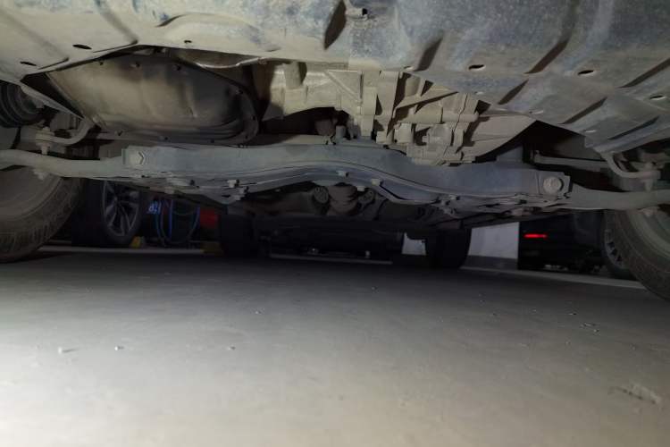 Used Haval H1 2017 Red-Label 1.5L AMT Comfort Model Chassis Front