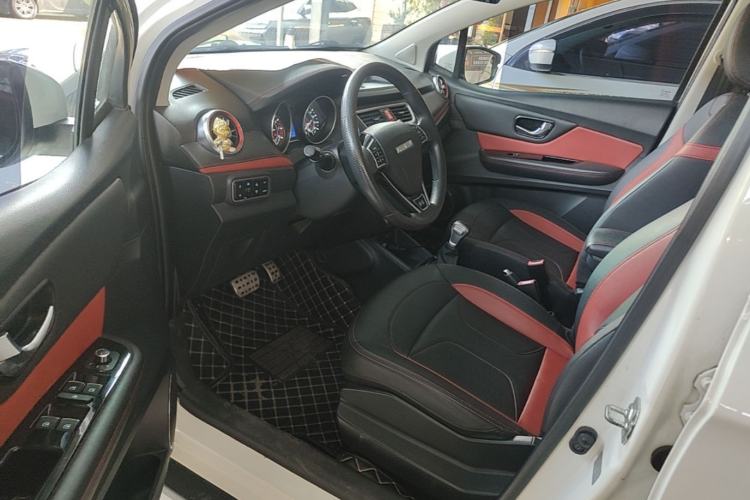 Used Haval H1 2017 Blue Label 1.5L AMT Standard Model Driver Seat