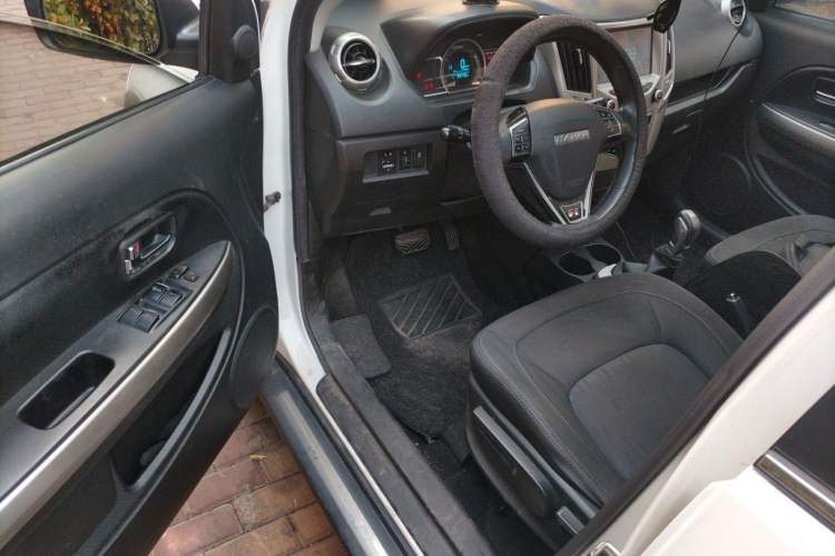 Used Haval H1 2017 Red-Label 1.5L AMT Comfort Model Driver Seat