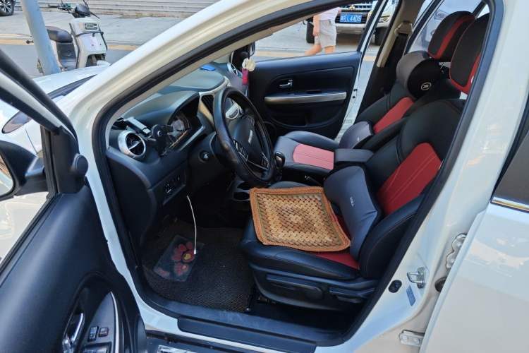 Used Haval H1 2017 Red-Label 1.5L AMT Luxury Model Driver Seat