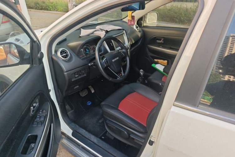 Used Haval H1 2017 Red-Label 1.5L AMT Luxury Model Driver Seat