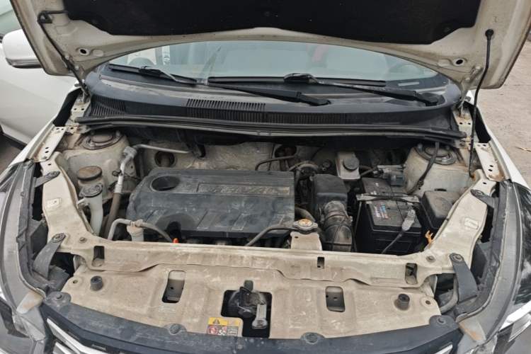 Used Haval H1 2017 Red Label 1.5L Manual Luxury Model Engine Bay
