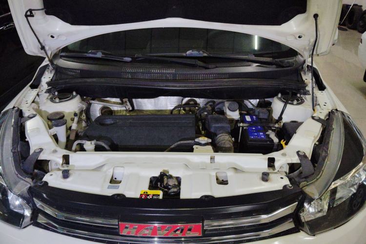 Used Haval H1 2017 Red-Label 1.5L Manual Comfort Model Engine Bay