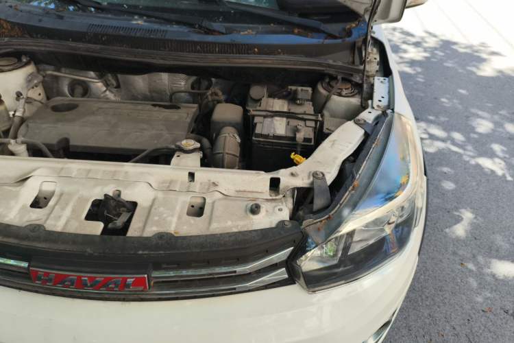 Used Haval H1 2017 Red-Label 1.5L AMT Comfort Model Engine Bay Left