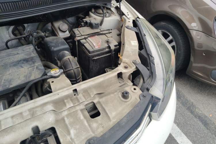 Used Haval H1 2017 Red-Label 1.5L AMT Comfort Model Engine Bay Left