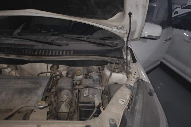 Used Haval H1 2017 Red Label 1.5L Manual Standard Model Engine Bay Left