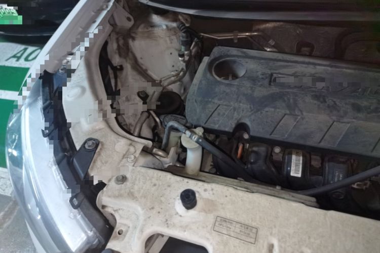 Used Haval H1 2017 Blue Label 1.5L AMT Standard Model Engine Bay Right