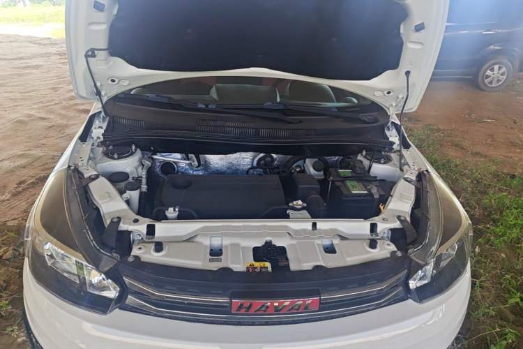 Used Haval H1 2017 Red-Label 1.5L AMT Luxury Model Engine Bay