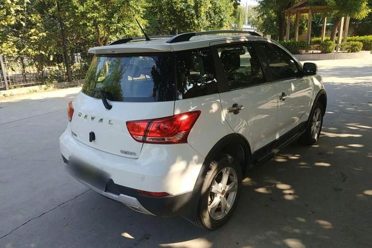 Used Haval H1 2017 Red Label 1.5L Manual Luxury Model Exterior 1