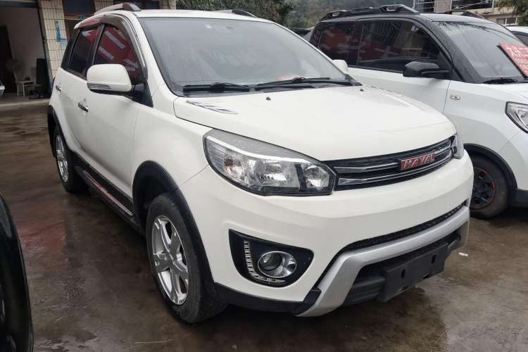 Used Haval H1 2017 Red-Label 1.5L AMT Luxury Model Exterior 2