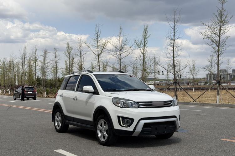 Used Haval H1 2017 Red Label 1.5L Manual Luxury Model Exterior 2