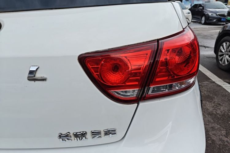 Used Haval H1 2017 Red-Label 1.5L AMT Luxury Model Exterior 3