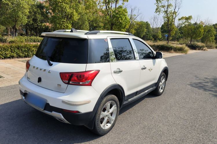 Used Haval H1 2017 Red-Label 1.5L Manual Comfort Model Exterior 3