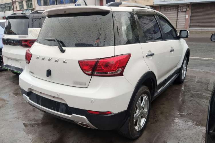 Used Haval H1 2017 Red-Label 1.5L AMT Luxury Model Exterior 3