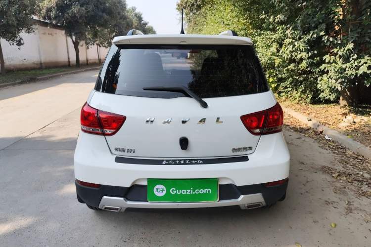 Used Haval H1 2017 Red-Label 1.5L AMT Comfort Model Exterior 4