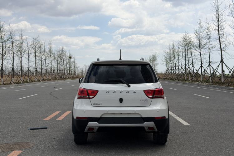Used Haval H1 2017 Red Label 1.5L Manual Luxury Model Exterior 4