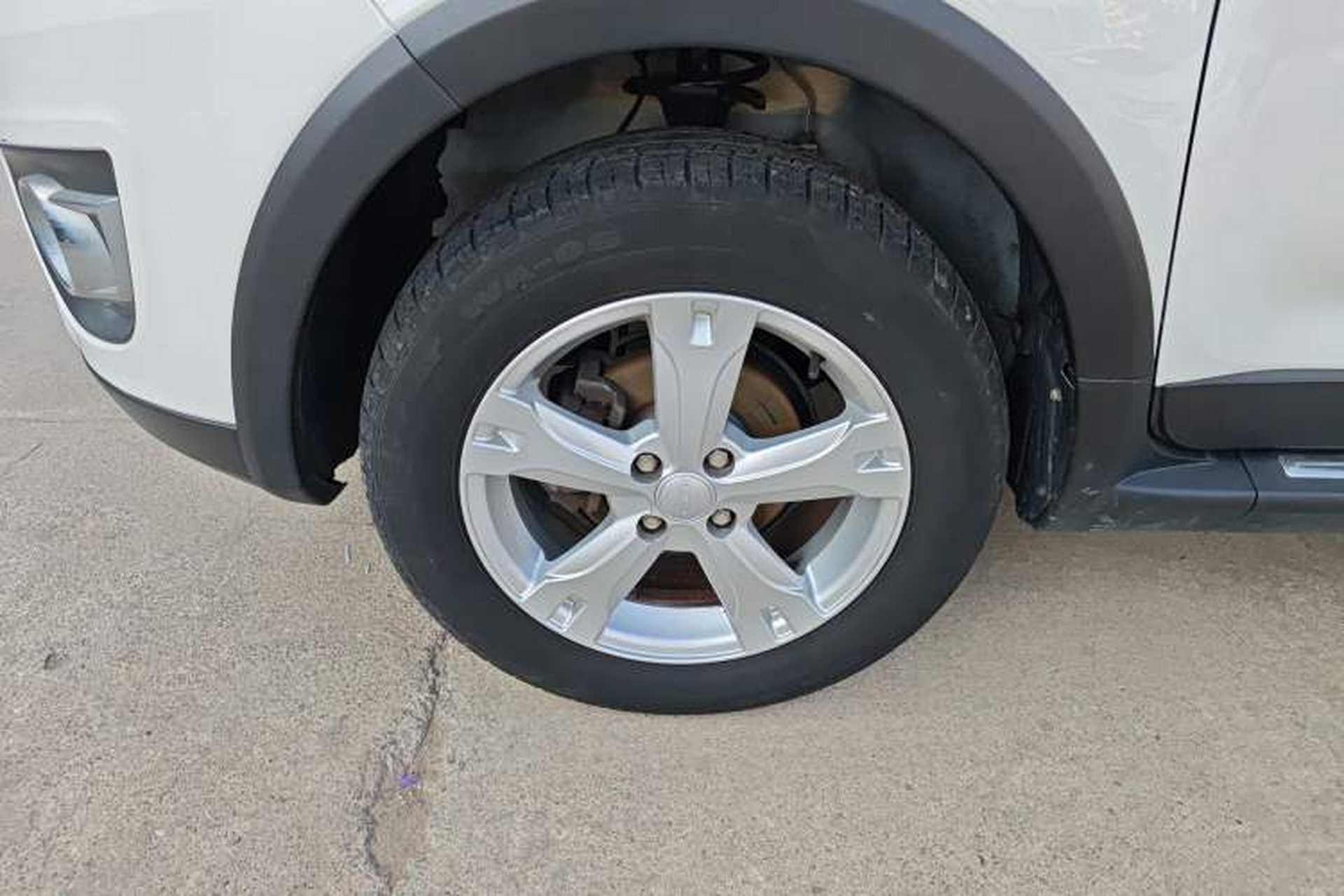 Used Haval H1 2017 Red-Label 1.5L AMT Comfort Model Exterior 4