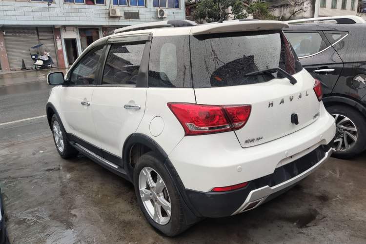 Used Haval H1 2017 Red-Label 1.5L AMT Luxury Model Exterior 5