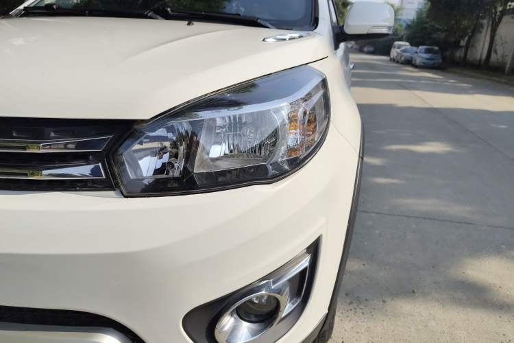 Used Haval H1 2017 Red-Label 1.5L AMT Comfort Model Exterior 6