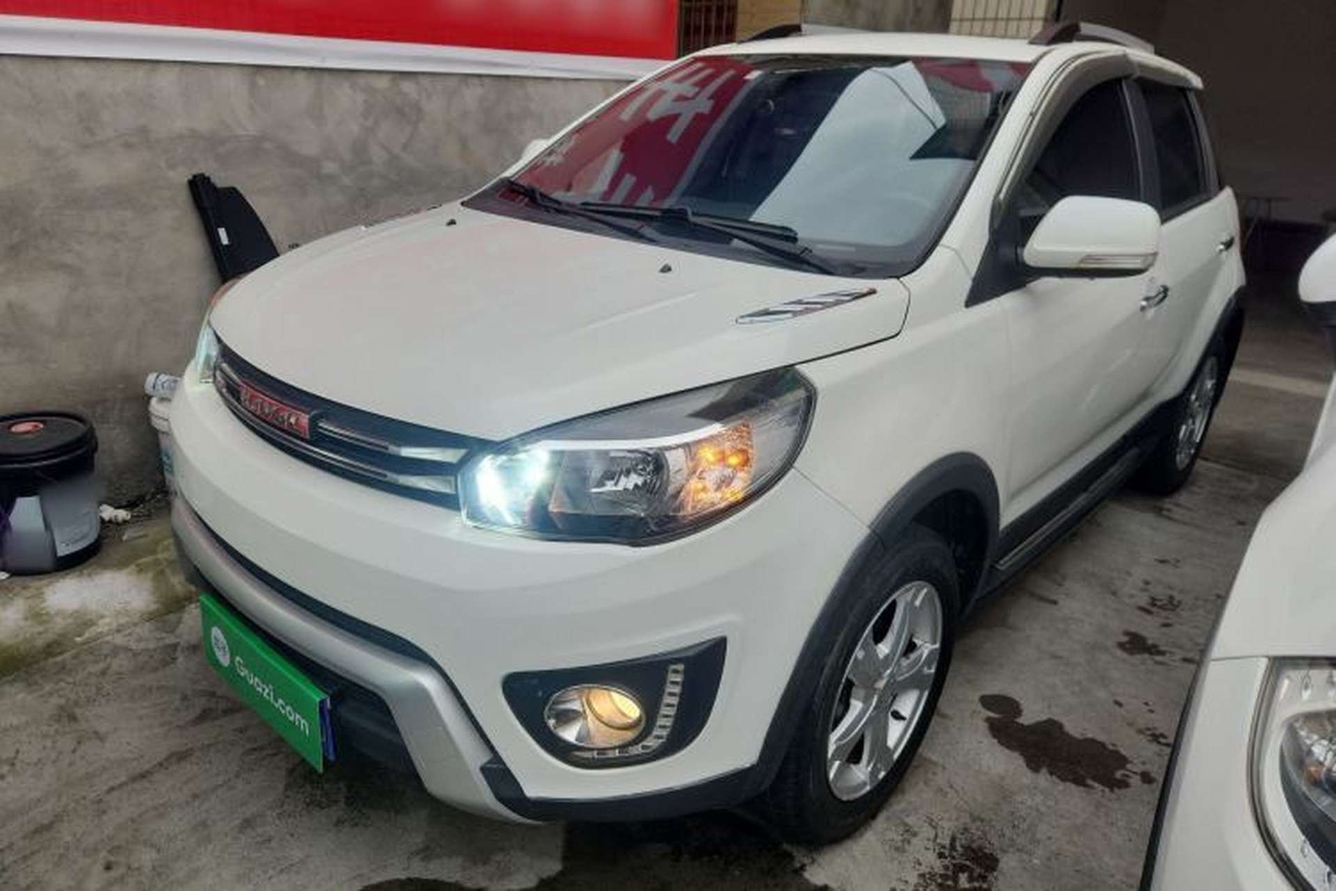 Used Haval H1 2017 Red-Label 1.5L AMT Luxury Model Front Left 45 Deg