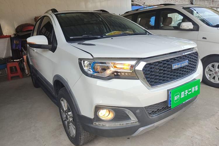 Used Haval H1 2017 Blue Label 1.5L AMT Standard Model Front Right 45 Deg
