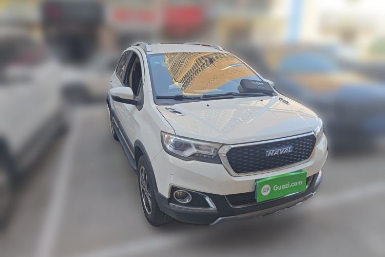 Used Haval H1 2017 Blue-Label 1.5L AMT Luxury Model Front Right 45 Deg