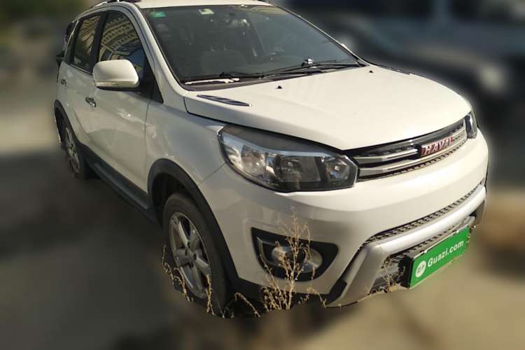Used Haval H1 2017 Red-Label 1.5L AMT Comfort Model Front Right 45 Deg